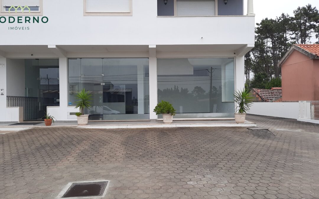 Espaço Comercial – Monte Redondo