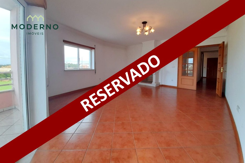 Apartamento T2 c/ garagem box – Guia, Pombal