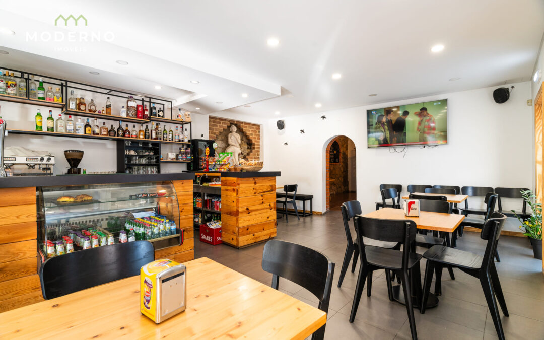 Trespasse de café no centro da Guia – Pombal