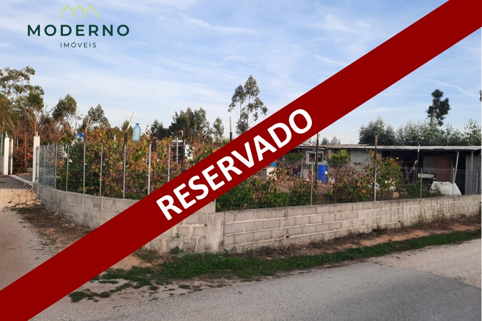 Terreno de Construção com Anexos – Paião, Fig. da Foz